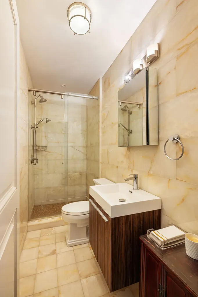 6 Sutton Square New York City NY 10022