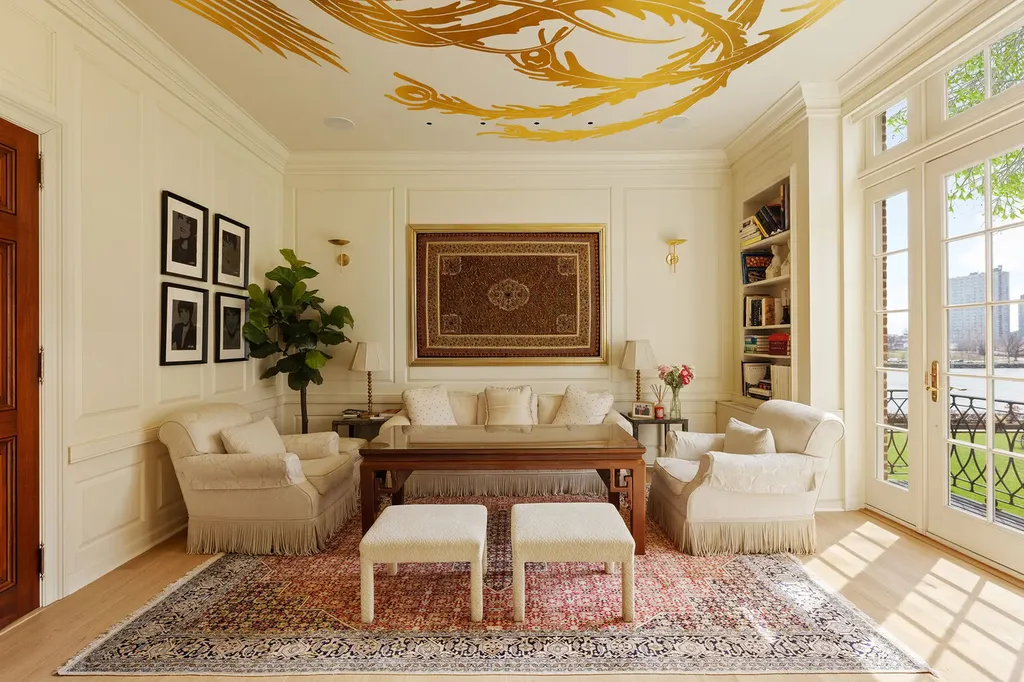 6 Sutton Square New York City NY 10022
