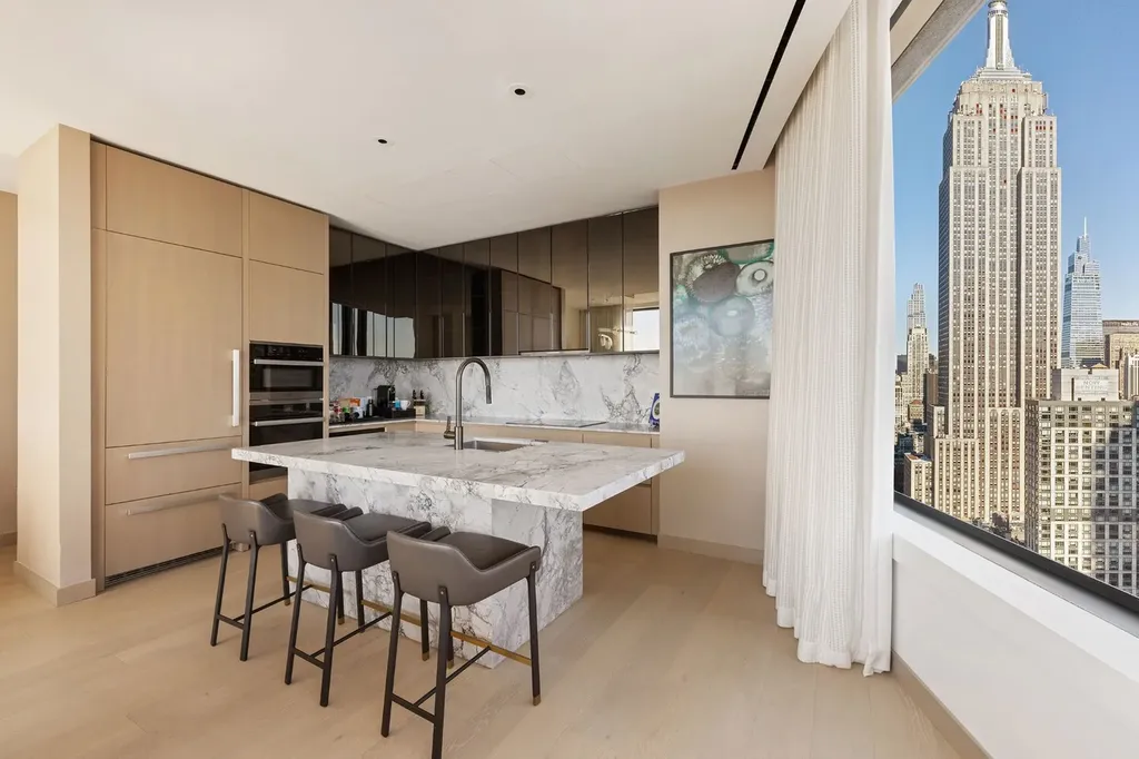 25 W 28th Street New York City NY 10001