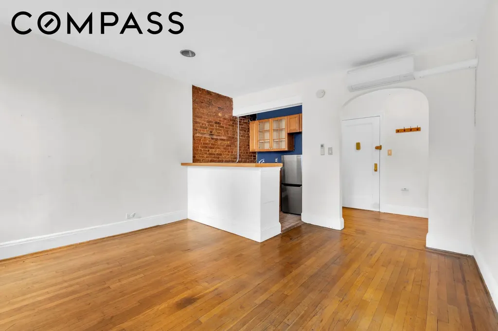 240 E 24th Street New York City NY 10010