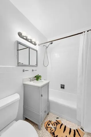 345 E 52nd Street New York City NY 10022