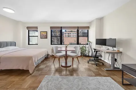 345 E 52nd Street New York City NY 10022