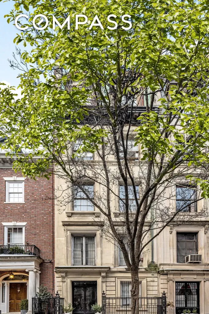 21 E 81st Street New York City NY 10028