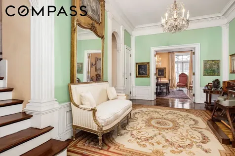 21 E 81st Street New York City NY 10028