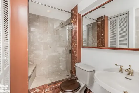 386 Columbus Avenue New York City NY 10024