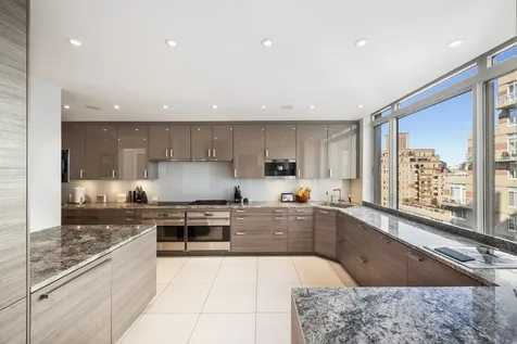2373 Broadway New York City NY 10024