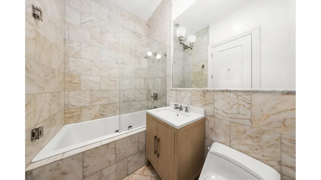 18 E 62nd Street New York City NY 10065