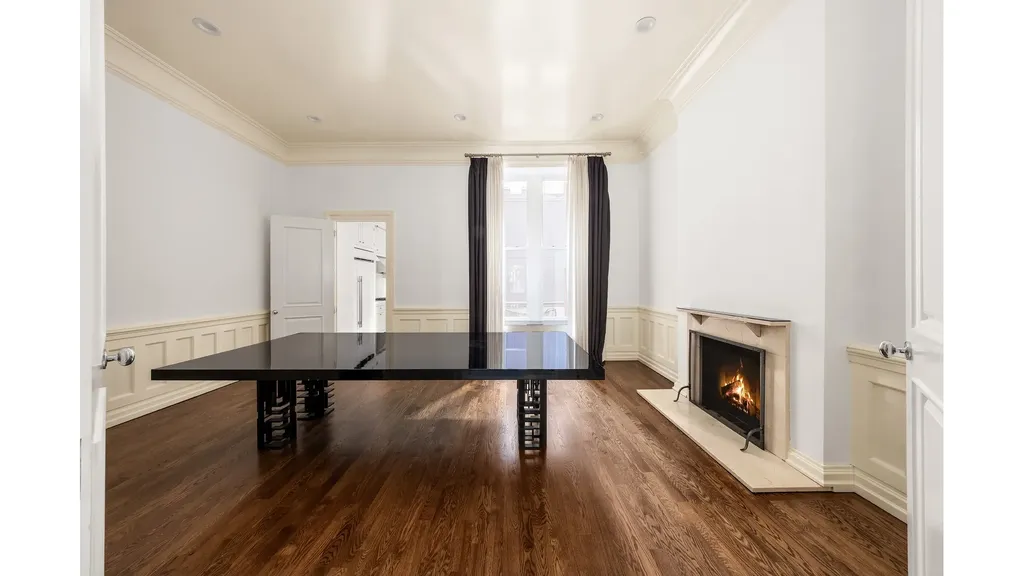 18 E 62nd Street New York City NY 10065