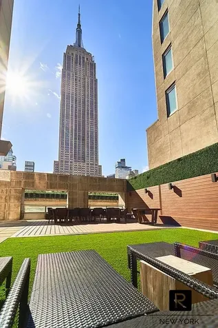 400 5th Avenue New York City NY 10018