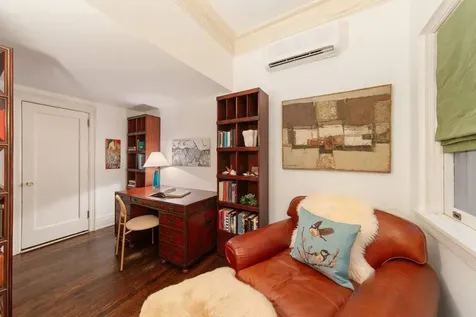 11 E 73rd Street New York City NY 10021