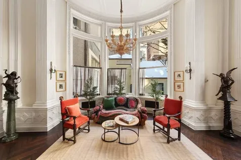 11 E 73rd Street New York City NY 10021
