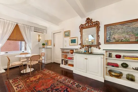 11 E 73rd Street New York City NY 10021