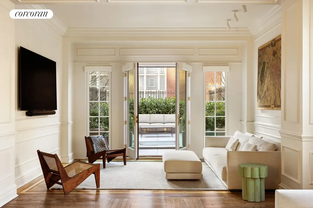 44 E 82nd Street New York City NY 10028