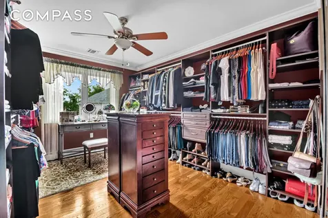 909 Jewett Avenue New York City NY 10314