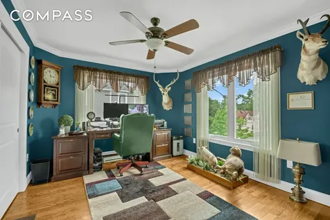 909 Jewett Avenue New York City NY 10314