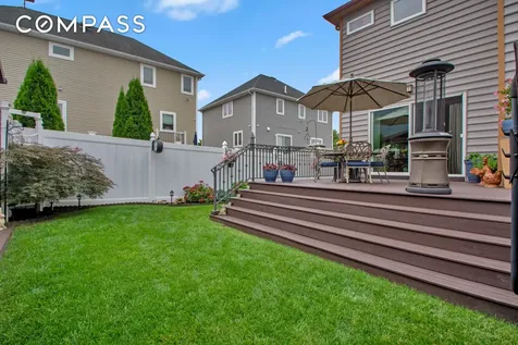 909 Jewett Avenue New York City NY 10314