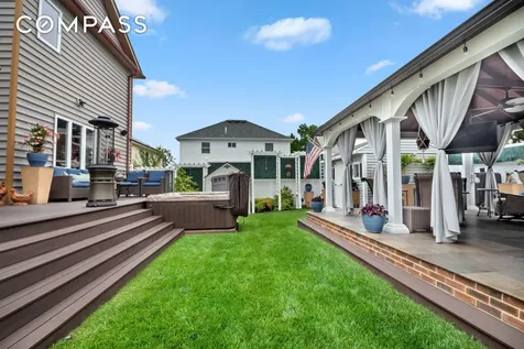 909 Jewett Avenue New York City NY 10314