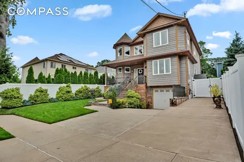 909 Jewett Avenue New York City NY 10314