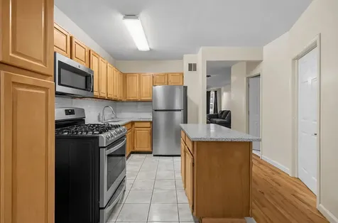 10 Gunther Place New York City NY 11233
