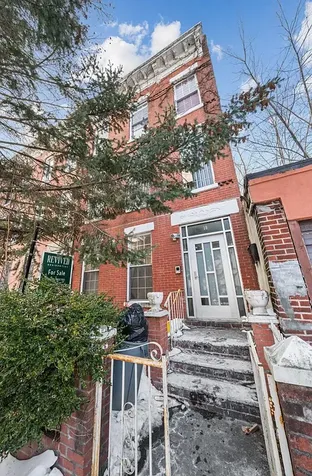 10 Gunther Place New York City NY 11233