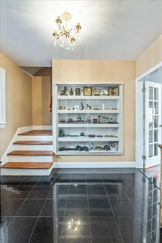 99-35 74th Avenue New York City NY 11375