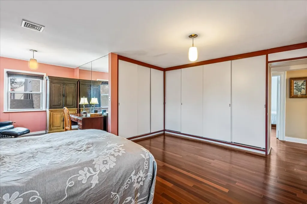 99-35 74th Avenue New York City NY 11375