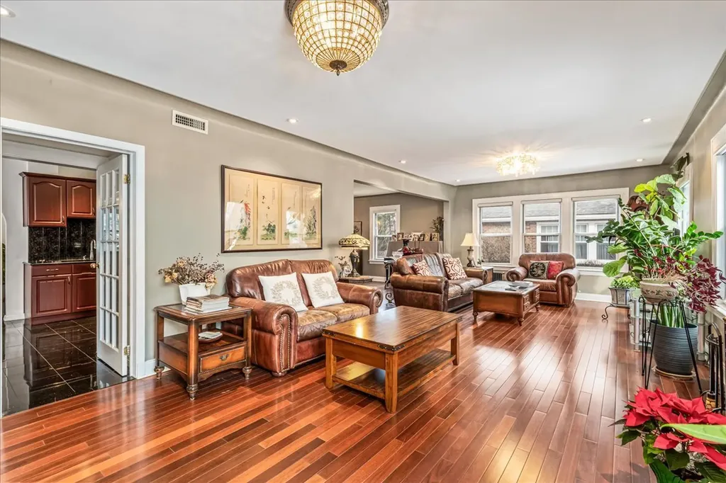99-35 74th Avenue New York City NY 11375
