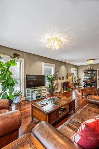 99-35 74th Avenue New York City NY 11375