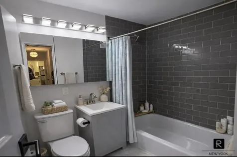 345 E 73rd Street New York City NY 10021