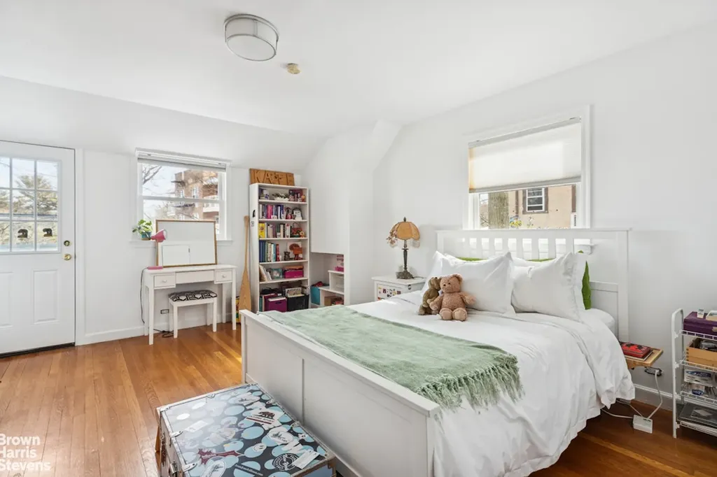 5030 Tibbett Avenue New York City NY 10471