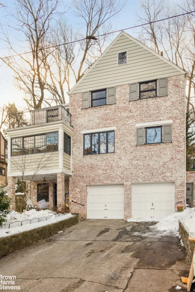 5030 Tibbett Avenue New York City NY 10471