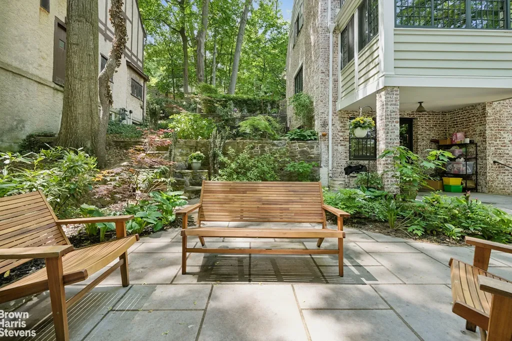 5030 Tibbett Avenue New York City NY 10471