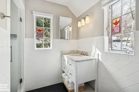 5030 Tibbett Avenue New York City NY 10471