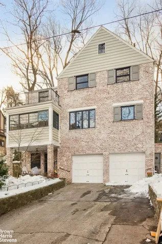 5030 Tibbett Avenue New York City NY 10471