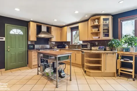 5030 Tibbett Avenue New York City NY 10471