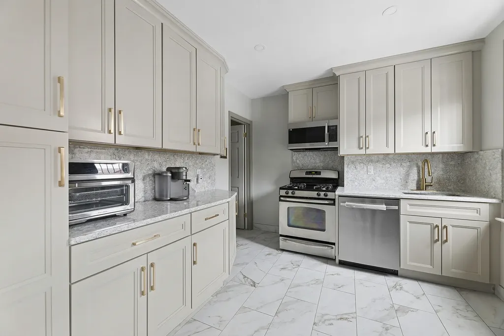 33-25 71st Street New York City NY 11372