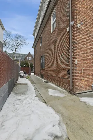 33-25 71st Street New York City NY 11372