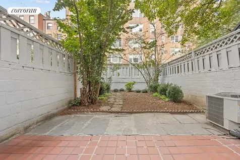 154A Hicks Street New York City NY 11201
