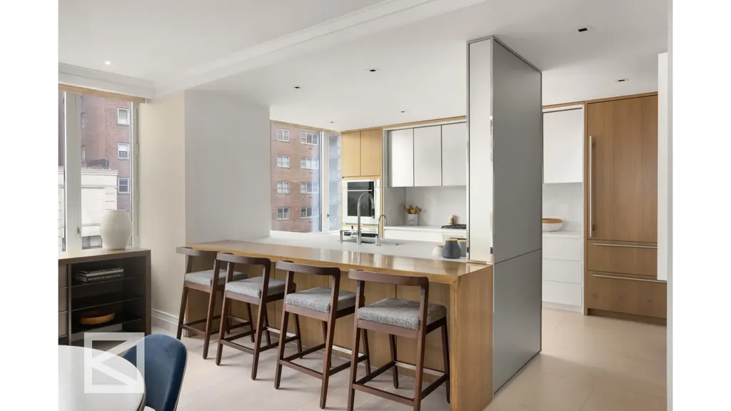 90 E End Avenue New York City NY 10028