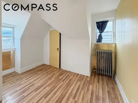 4215 Atlantic Avenue New York City NY 11224