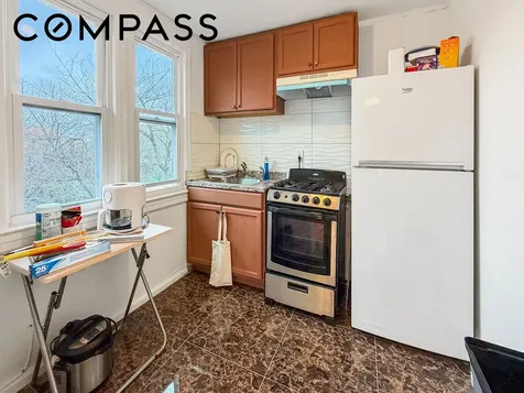 4215 Atlantic Avenue New York City NY 11224