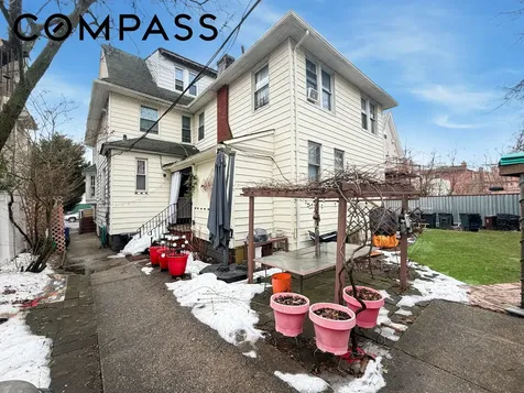 4215 Atlantic Avenue New York City NY 11224