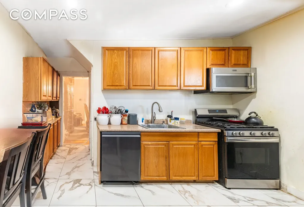 961 E 32nd Street New York City NY 11210