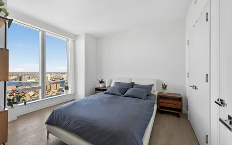 252 South Street New York City NY 10002