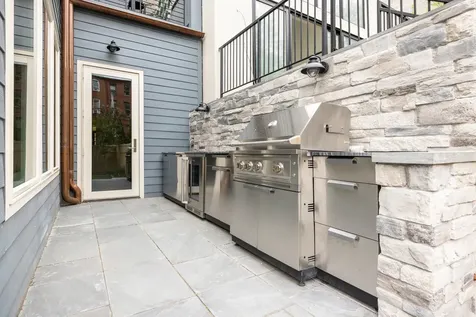 35 Irving Place New York City NY 11238