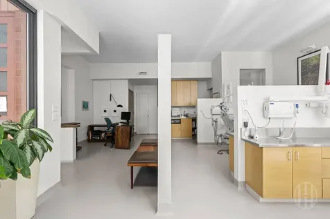 367 W 49th Street New York City NY 10023
