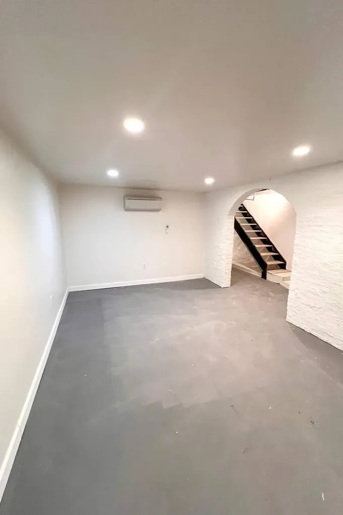 718 Putnam Avenue New York City NY 11221
