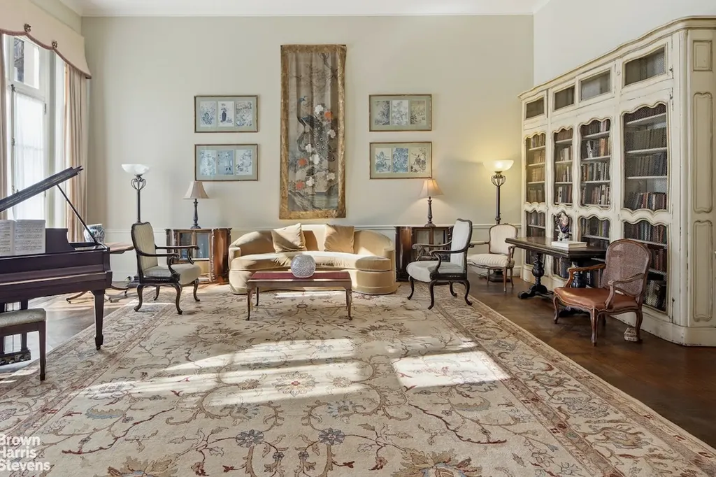 117 E 70th Street New York City NY 10021