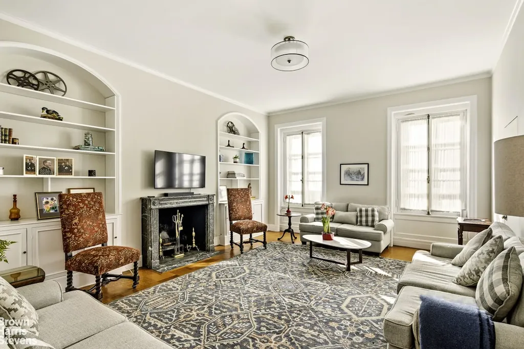 117 E 70th Street New York City NY 10021