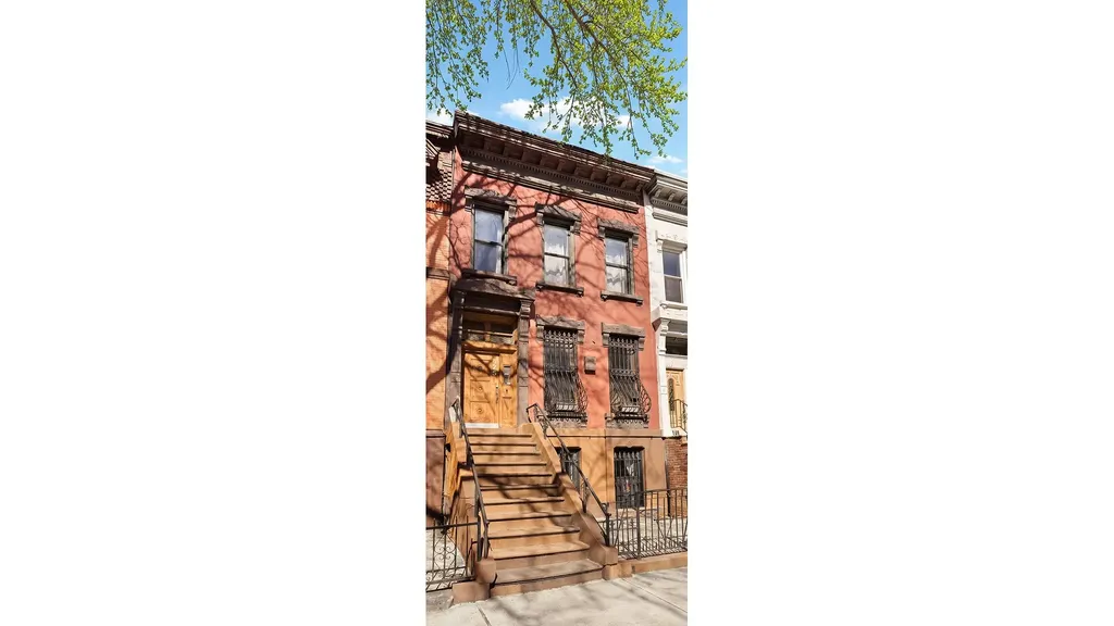 425 Halsey Street New York City NY 11233